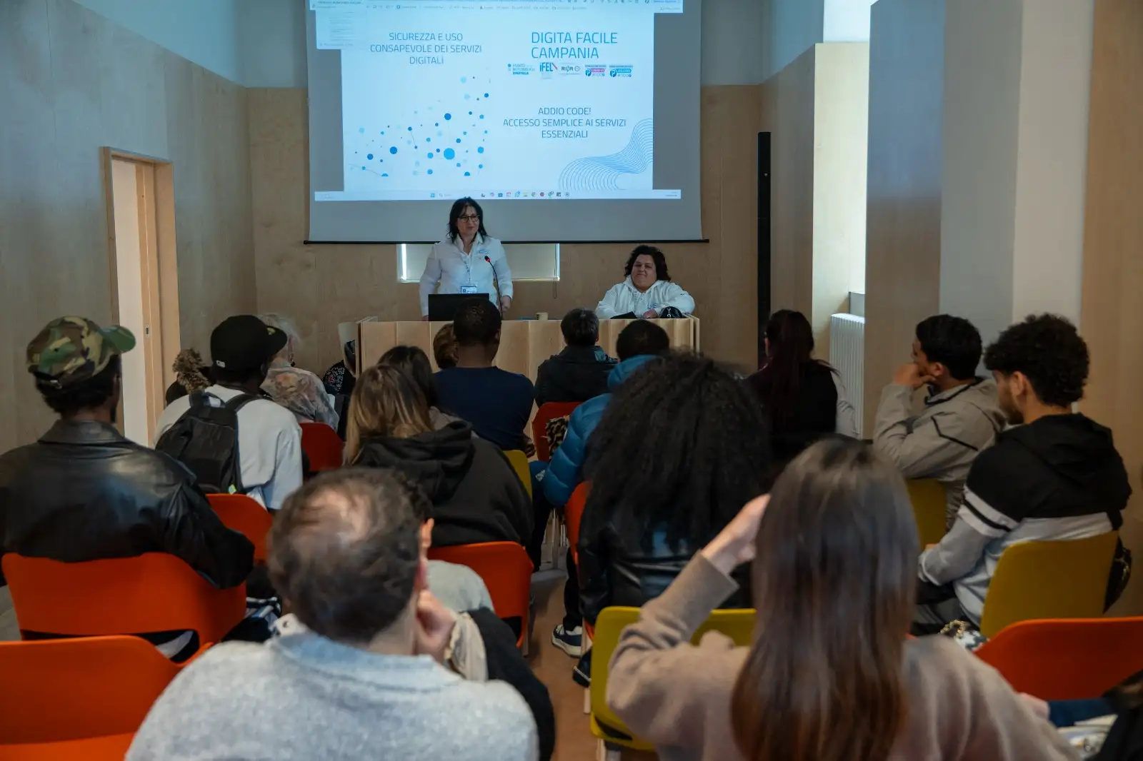 4bcfe5d5-4722-4b45-be29-e66570b67d8c 4bcfe5d5-4722-4b45-be29-e66570b67d8c