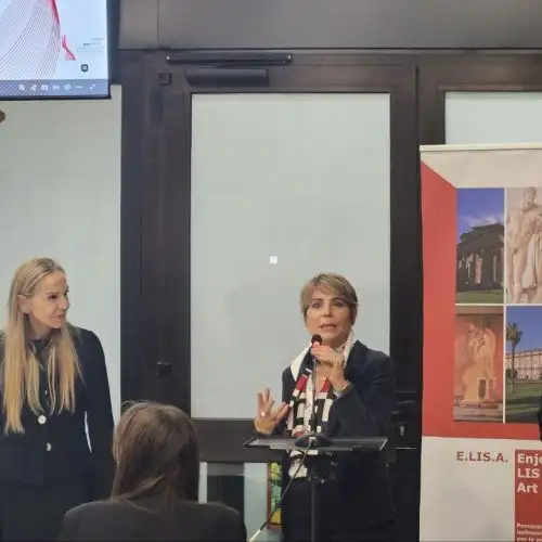 db795580-ea13-47c4-8abf-19c8c13e680a-500x500