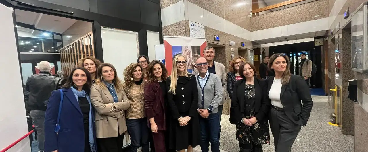 dba04867-5ee2-45e4-9196-9252a0205d97