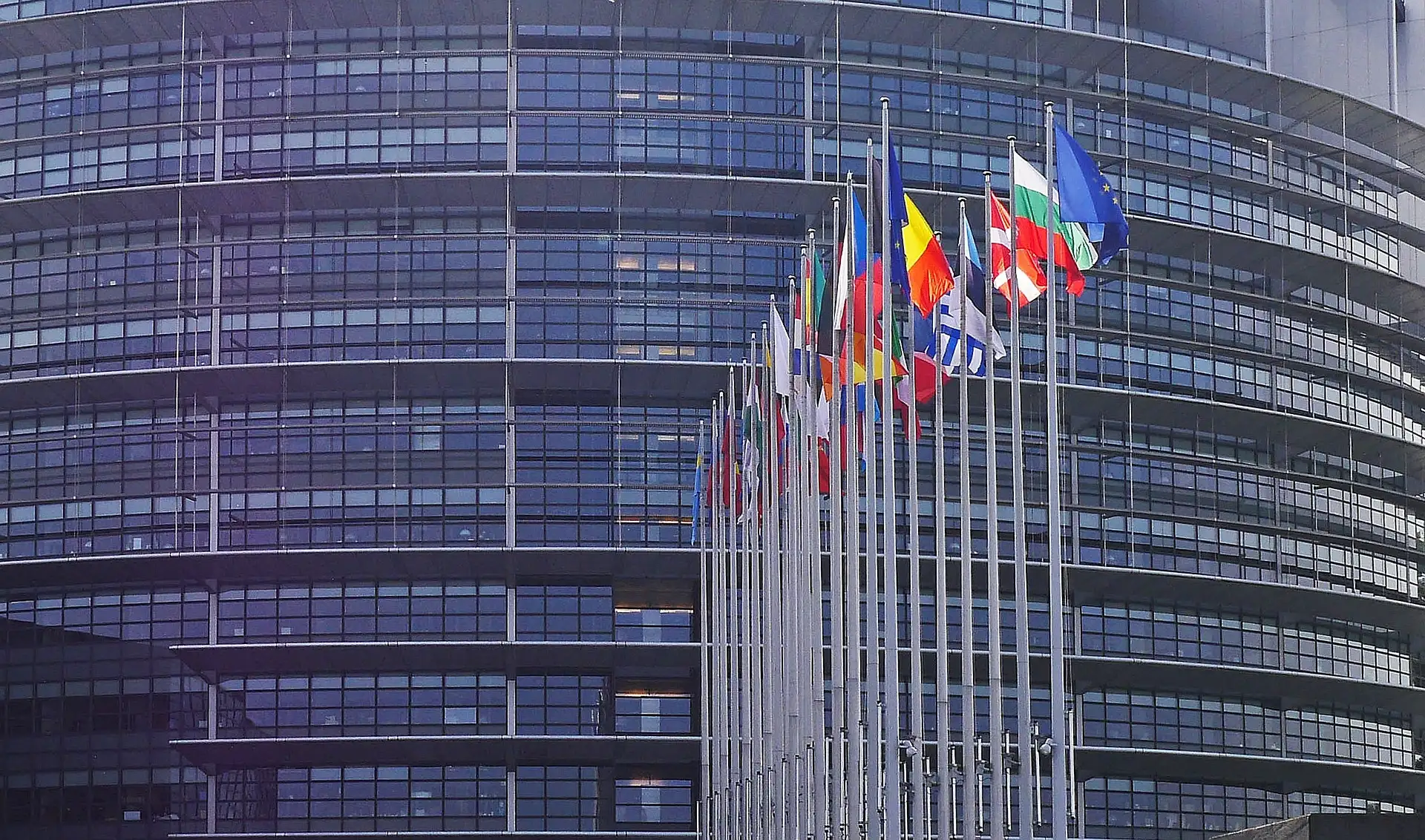 european-parliament-1274765_1920.jpg